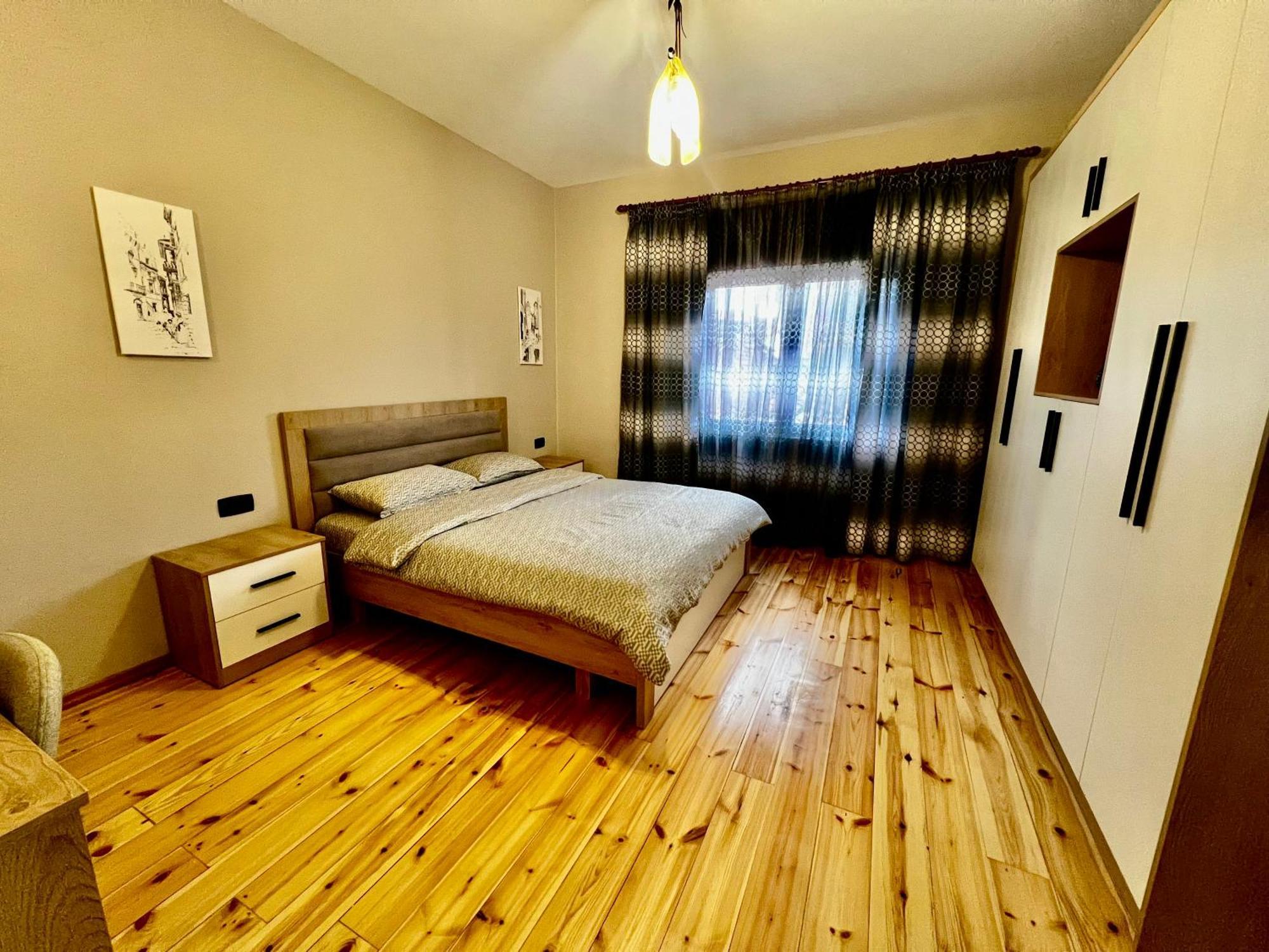 Apartament Neokastra *